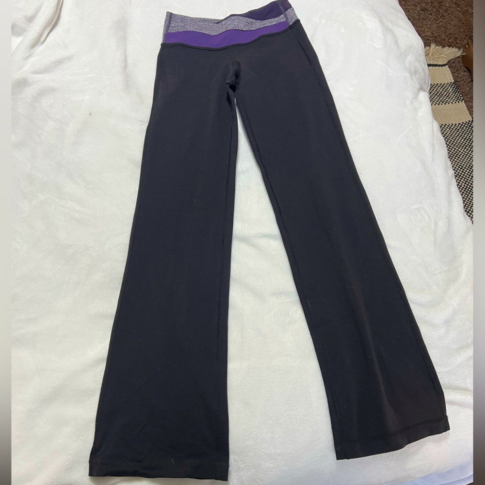 Lululemon flare low rise yoga pants size 4